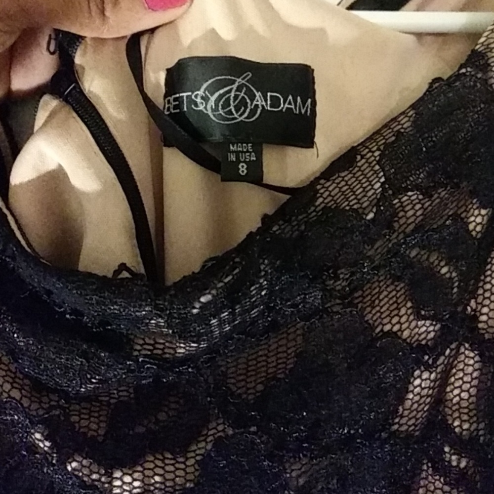 Dress - Picture 2 of 2